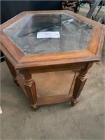 SIDE TABLE WITH GLASS TOP