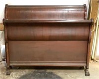 Beautiful Mahogany Sleigh bed with claw feet has