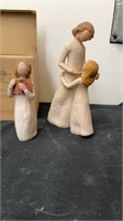 2 willow tree figurines