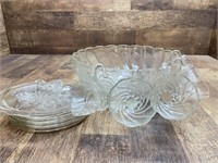 10” Punch Bowl w(5) cups and (5)) Snack Plates