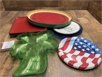 Ceramic and Plastic Trays 18” and Smaller