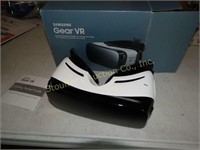 Samsung Gear VR w/orig. box
