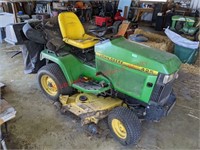 John Deere 425 Garden Tractor