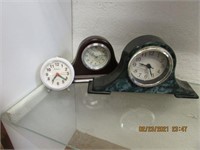 Small Mantle clocks
