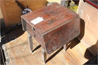 SMALL  ANTIQUE DOUBLE DROP LEAF TABLE W/ 2 DRAWERS