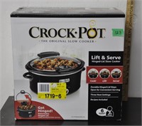 Crock Pot slow cooker - new in box
