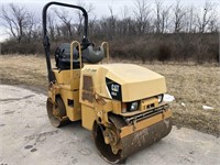 2011 CAT CB24 47" Double Drum Roller