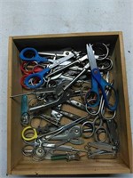 Box of scissors and compasses