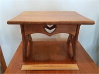 Wooden Heart Bench 10 & 1/2" H