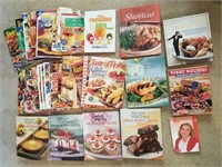 Assorted Cook Books & Magazines 1 Lot