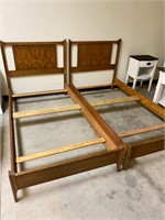 Pair of mid century modern twin beds