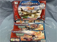 GROUP OF 3 SKYFORCE SQUADRON GLIDERS / RC