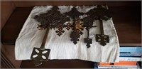 Decorative metal keys and matching cloth