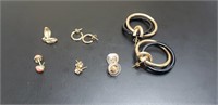 (6) pair of 14 kt gold earrings