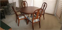 Ethan Allen kitchen table and 4 chairs