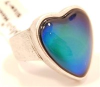 New Color Changing Heart Shaped Mood Ring (Size