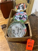 Box lot Decorative Plates and Hangers