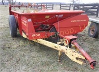 Sperry-New Holland Model 513 manure spreader