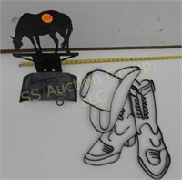 Steel horse hose rack, hat/boots wall hanging