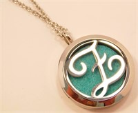 New Essential Oil Diffuser Locket with 22"
