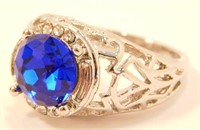 New Round Cut Sapphire Blue Ring (Size 8)