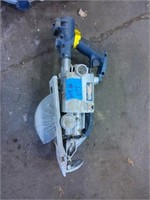 Bosch 1677MD worm drive saw, works