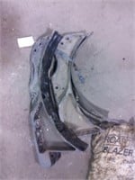 2 Fuel tank supports for FLD Freightliner