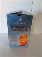HIMALAYAN SALT CRYSTAL LAMP- GENTLY USED