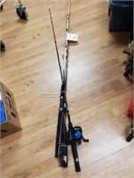4 Fishing Rods & 2 Reels