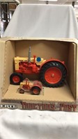 Case 600 tractors of the past 1/16 and 1/43 box