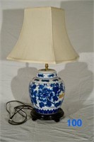 Single Blue/White Oriental Table Lamp w/Shade