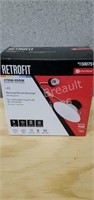 Utilitech retrofit 2,700 K - 6500 Kay adjustable