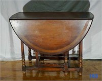 Oval Drop Leaf Gateleg Table