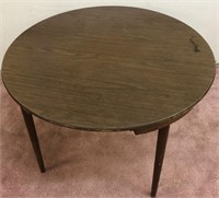 Round Table(one leg needs repair)