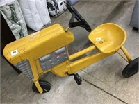 YELLOW ANTIQUE PEDAL TRACTOR