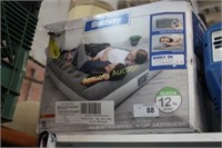 QUEEN SIZE BLOW UP MATTRESS