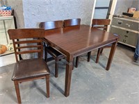 TABLE & 4 CHAIRS