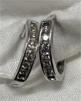 10k White Gold & Diamond Hoop Earrings