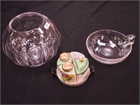 Two pieces of Heisey glass: 5 1/2" high rose bowl