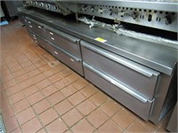 Kairack 9' 6-drawer prep cooler/stand
