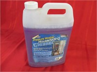 Pressure washer House/Siding cleaner - 3/4 full