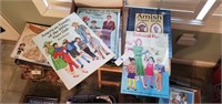 Paper Doll Books - Amish, American Family