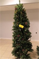 Christmas Tree w/ lights 6'