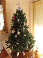 4' PRE-LIT DECORATED CHRISTMAS TREE