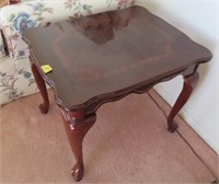 PAIR OF QUEEN ANNE STYLE END TABLES