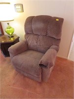 LAZ-Y-BOY ROCKER/RECLINER