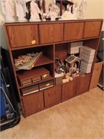 OAK FINISH ENTERTAINMENT CABINET WITH