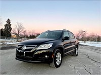 2011 AWD Volkswagen Tiguan