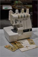 Toyota 6700 Overlock Sewing Machine w/ Manual