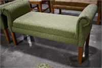 (1) Upholstered Bench